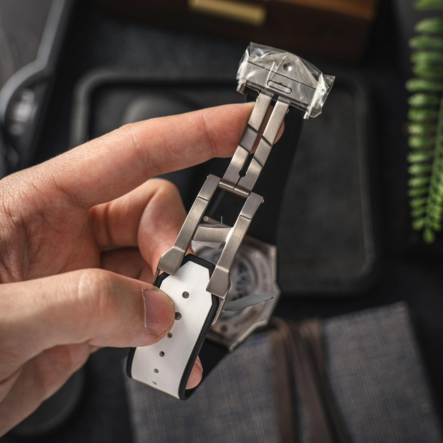 Relógio Big Bang Master Grade Full Sphire Glsss H