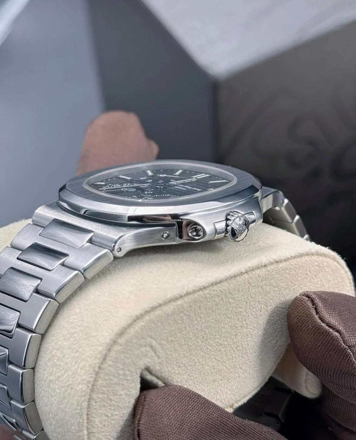 Relógio Philippe Nautilus - Acompanha Caixa de Madeira + Certificado